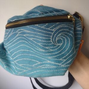 Tula hip pouch